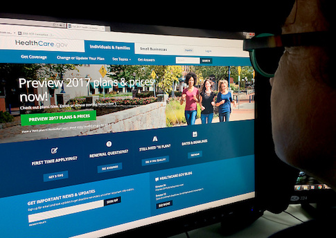 HHS Launched Obamacare Website With Known Security Concerns