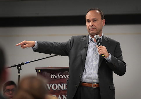 Nearly Half of Dem Rep. Luis Gutierrez's First Quarter Campaign Expenditures Went to Wife