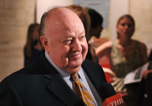 Fox News Employees React to Roger Ailes Death