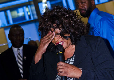 Tears, Evasion in Testimony From Embattled Former Dem Rep. Corrine Brown
