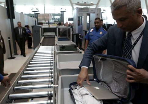 U.S. to Unveil Enhanced Airline Security Plan to Avoid Laptop Ban