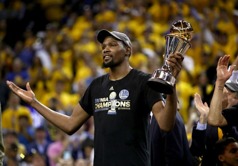 After White House Invitation is 'Withdrawn,' Golden State Warriors to Visit Local DC Kids Instead