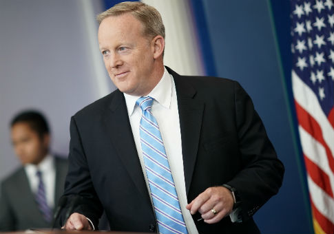 Sean Spicer Makes Emmys Cameo to Poke Fun at His Inauguration Crowd Claim