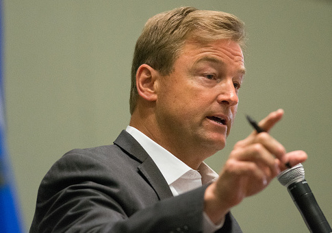 GOP Sen's Office Get Police Involved After Seeing What's Written on "Threatening Note"