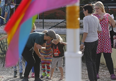 AP Gives 'Tips' for Deciding If Your Kid Is Transgender