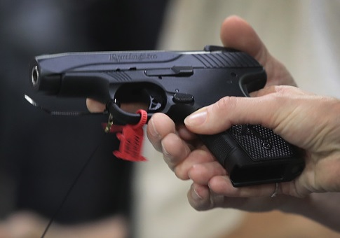 Good Samaritan Armed With Gun Puts End to Stabbing Spree