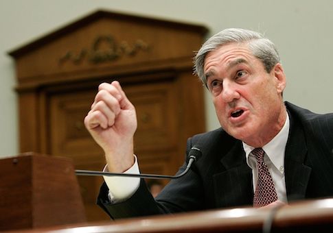 Trump Says He's Not Dismissing Mueller as Special Counsel