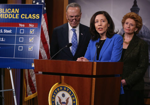 Cantwell Dodges Question on the Difference Between Democrats, Socialists