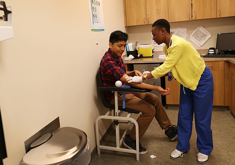 Half of Americans Believe Obamacare Exchanges Are Collapsing