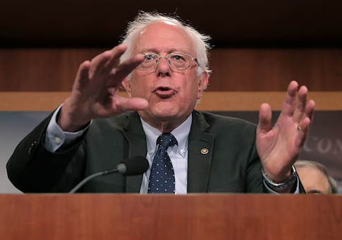 Bernie Sanders Lends Support to U. Chicago Grad Students' Unionization Effort
