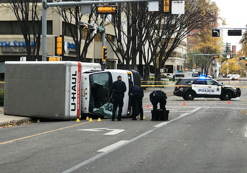 Somali Refugee Faces Terror Charges in Canada Stabbing, Car Attacks