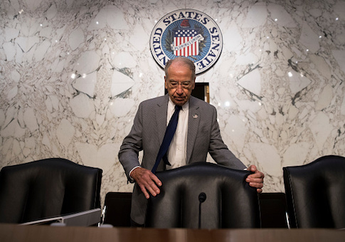 Grassley Calls on Sessions to Release FBI Informant in Russia Uranium Deal From Any Obama-Era Gag Order