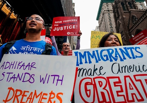 Former White House Cabinet Members, Governors Form Group to Lobby in Favor of Dream Act