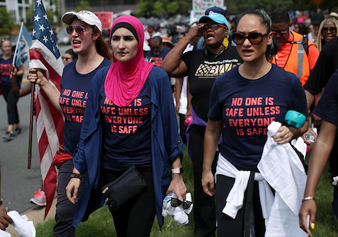 Linda Sarsour Tells Social Justice Rally Goers to Be Ready to ‘Put Their Lives on the Line’