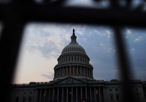 Poll: Only 28% of Americans Are Satisfied With Federal Government