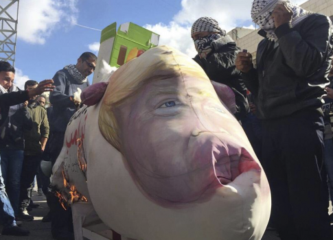 Palestinians Protesting Jerusalem Decision Burn Effigy of Trump