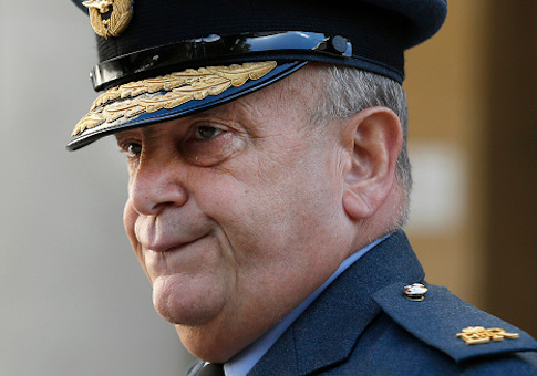 Military Chief: Russia Could Cut Under Water Internet Cables, Crippling West