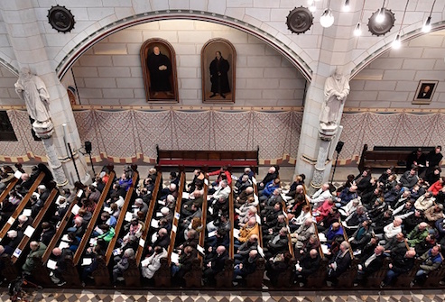 As America Grows Less Religious, Strong Believers Persist
