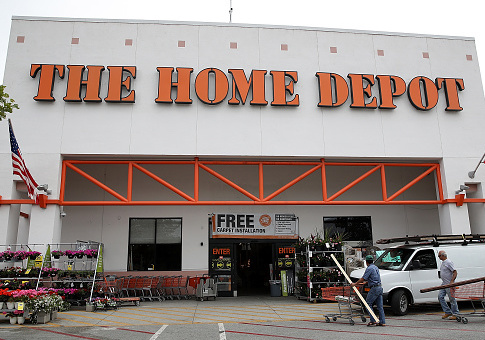 Home Depot Awards Employees Up to $1000 as 'Tax Reform Bonus'