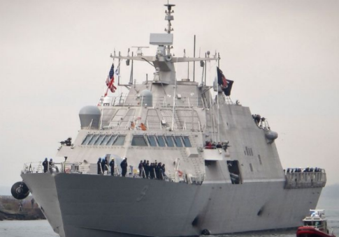 New U.S. Navy Warship Stuck in Canada Due to Icy Conditions to Stay There for Winter