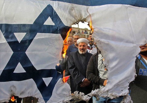 Iran-Backed Terror Group Claims Half-a-Million Missiles Aimed at Israel