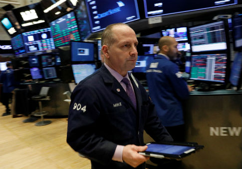 Dow Briefly Falls More Than 10 Percent From High