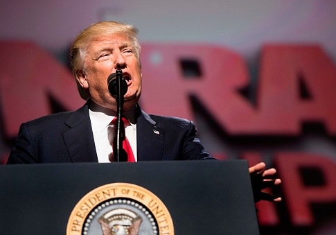 Trump Tells NRA Crowd He Remains Committed to Protecting Gun Rights