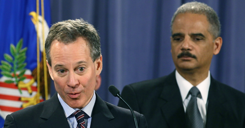 NY Attorney General Resigns After Four Women Accuse Him of Abusing Physical, Emotional Abuse