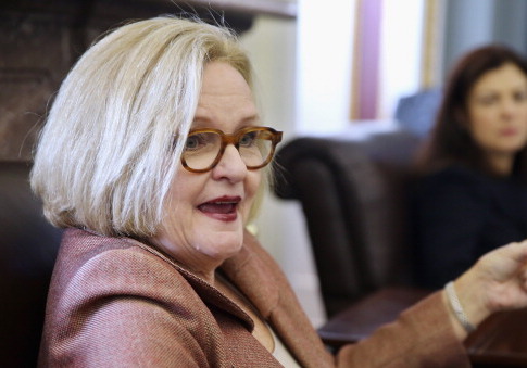 Claire McCaskill's Private Plane Used on Campaign's RV Tour Through Missouri