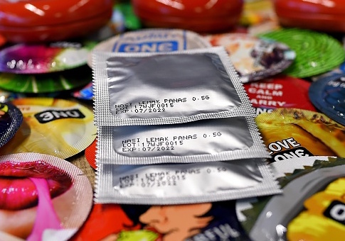 Feds Spend $347,176 Studying If Sex Is Good With Contraception