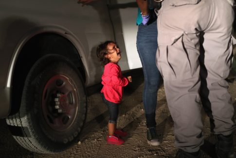 Father of Crying Girl in Viral Border Photo Says She Was Never Separated From Her Mother