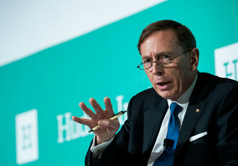 Petraeus: Withdrawing From Iran Nuclear Deal Puts 'Greater Pressure' on Tehran