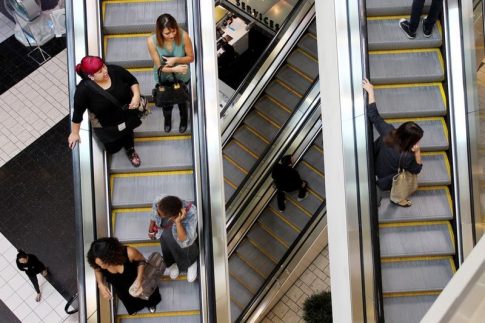U.S. Consumer Spending Increases; Wage Growth Slows in Second-Quarter