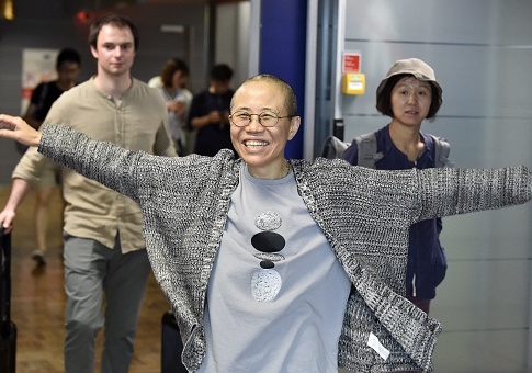 China Releases Liu Xia from House Arrest, Allows Her to Leave Country