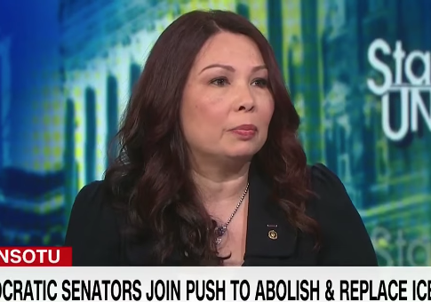 Duckworth Breaks From Progressives, Opposes Abolishing ICE