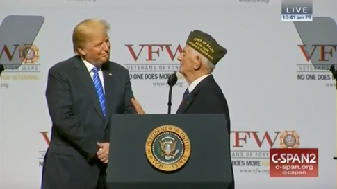 Trump Welcomes 94-Year-Old World War II Veteran on Stage