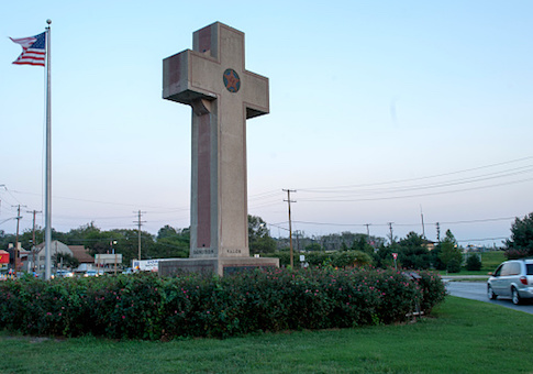 Fight Over Cross Honoring WWI Veterans Could Have Broad Impact on Memorials Nationwide