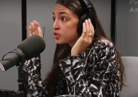 Ocasio-Cortez on Republican Voters: They Send Supportive Letters 'All the Time' Because I'm Against Corporate Money