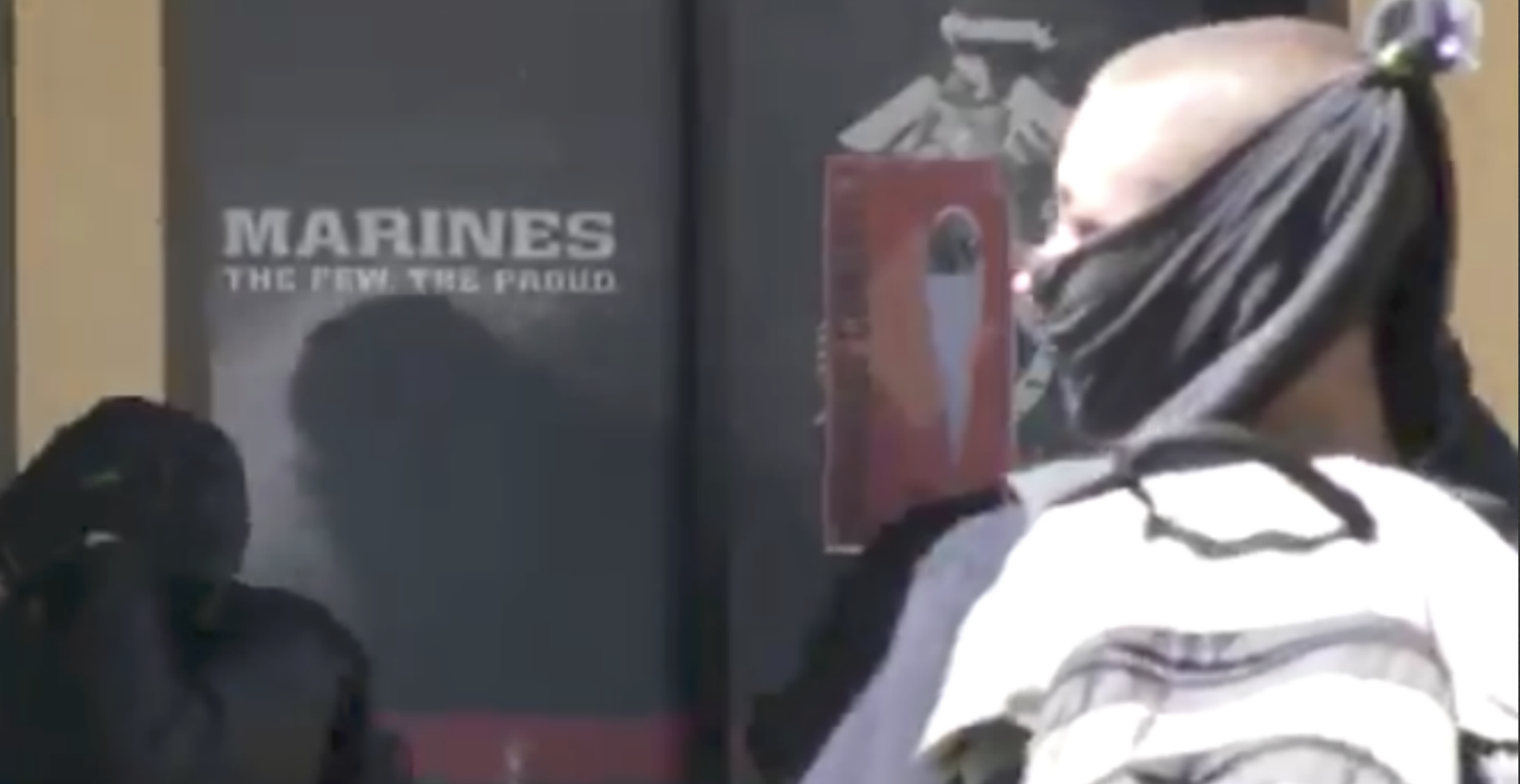 Antifa Members Smash Windows of Marine Corps Recruiting Office (VIDEO)