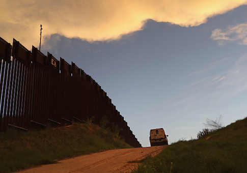 Number of Illegal Border Crossers Falls for Second Month in a Row
