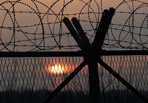 U.S. Urged to Rapidly Prepare for Electromagnetic Pulse Attack