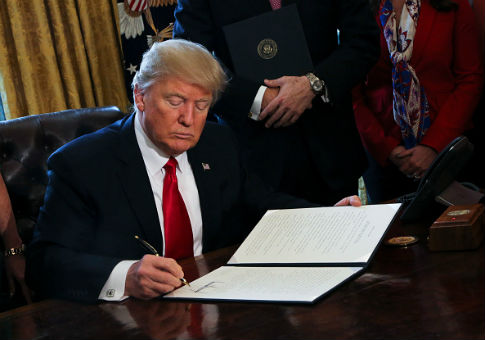 Trump Signs Sweeping Bipartisan Opioid Bill Into Law to 'Combat Drug Crisis'
