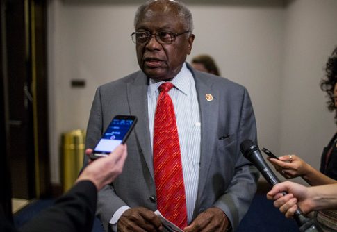 Clyburn Accuses Pelosi, Hoyer of 'Tokenism' in Hiring Practices