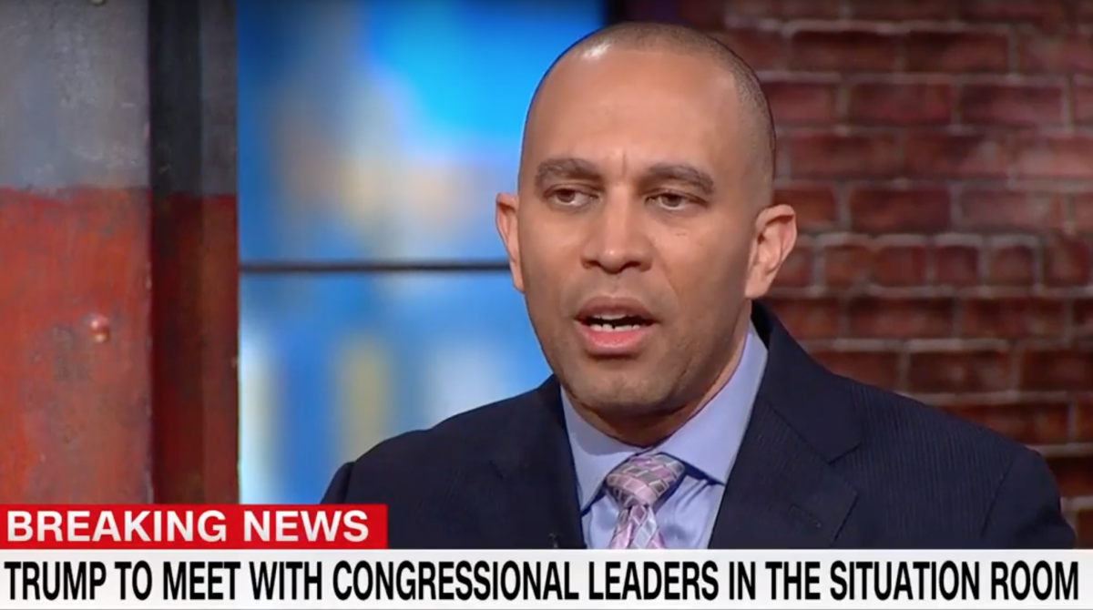 Top Dem Decries Trump's Wall Request But Touts Plans For 'Enhanced Fencing' And 'Border Security'