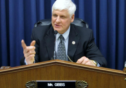 GOP Reps Introduce Bill to Pay Law Enforcement, Essential Personnel During Shutdown