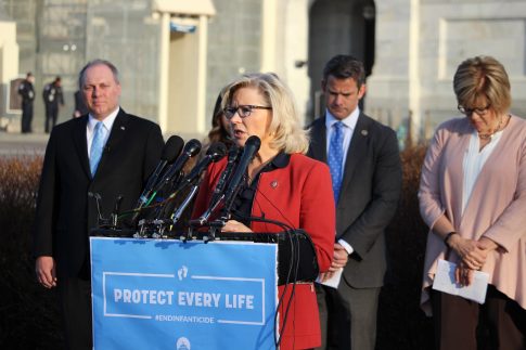 Pro-Life Congress Members Ask Dems to Stop Blocking Infanticide Bill