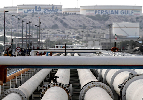 Iran Sees U.S. Caving on Bid to Crush Lucrative Oil Trade