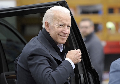 Biden Fundraisers Feature Caviar, Langoustine Tail, and Jazz Bands