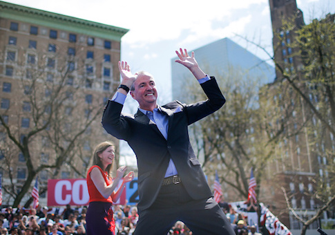 NJ Dem. Gov. Recall Petition Approved, Hundreds Mobilized to Get Signatures 
