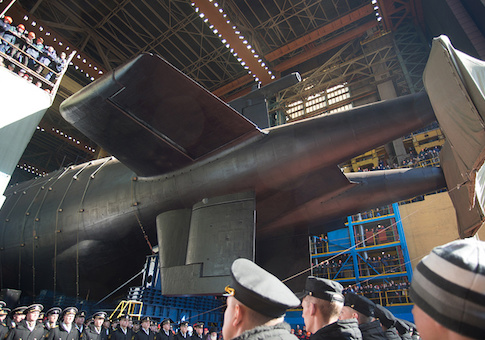 Russia Reveals New Sub Carrying Nuclear-Tipped Drone